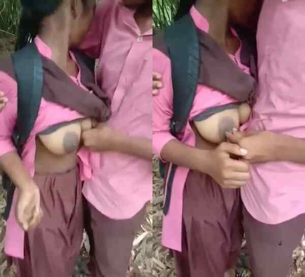 School girl enjoy with friend outdoor deshisex leaked nude video