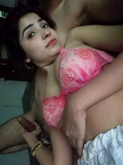 Extremely cute babe indian xxx bf sucking bf cock mms HD