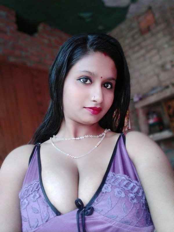 Super hot big tits bhabi naked women pics full nude pics (2)