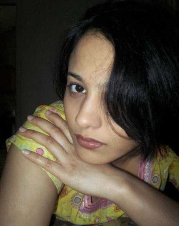 Very beautiful desi girl naked pictures full nude pics collection (1)