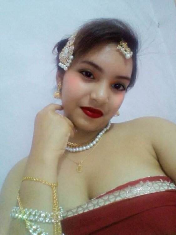 Very cute desi babe pics xnxx all nude pics collections (1)