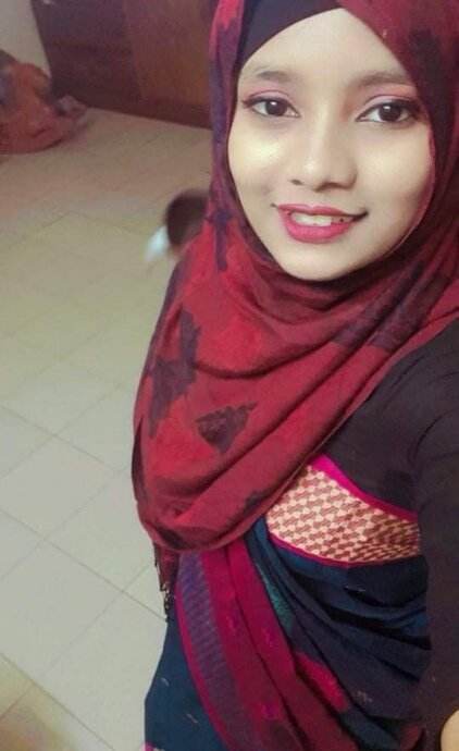 Very cute muslim hijabi babe xxx photo full nude pics collection (1)