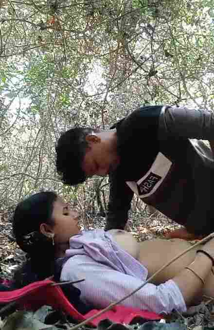 Horny hot college lover couples xxx outdoor fucking mms HD