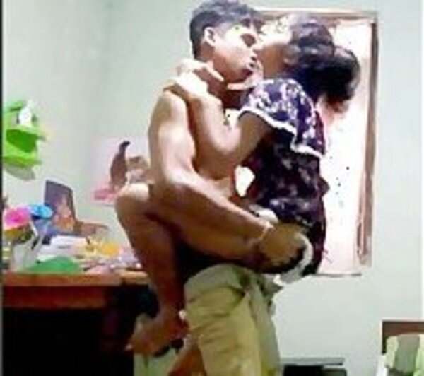 Very horny 18 lover couple indian live porn hard fucking mms