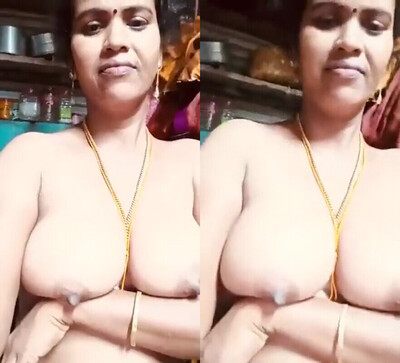 Tamilsunty - Village sexy mature tamil aunty porn showing big tits nude mms