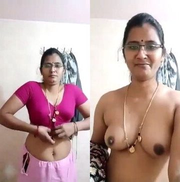 Hot-beauty-sexy-bhabi-xvideo-showing-nice-boobs-lover-mms.jpg