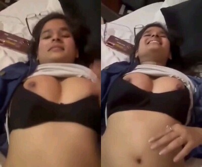 Very-beautiful-18-sexy-girl-india-xxxx-video-fingering-bf-viral-mms.jpg