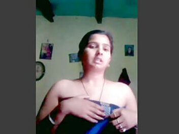 Super-beautiful-hot-savita-bhabhi-xx-nice-tits-pussy-mms-HD.jpg