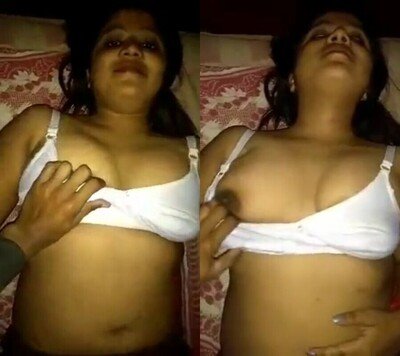 Desi-beautiful-horny-girl-hindi-me-xxx-video-fucking-bf-viral-mms.jpg
