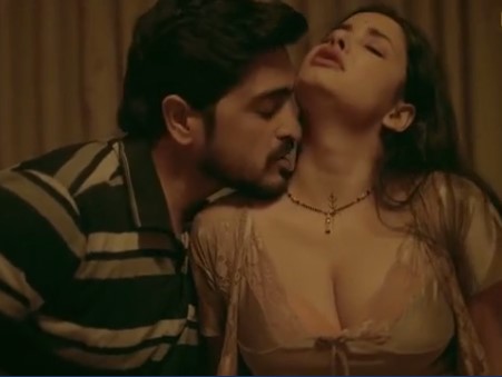 Hottest-sexy-bhabi-hard-fucking-lover-ullu-sexual-nude-clip-HD.jpg