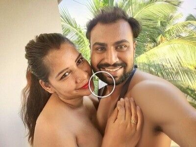 chubby-indian-nude-horny-sexy-couple-having-viral-mms-HD.jpg