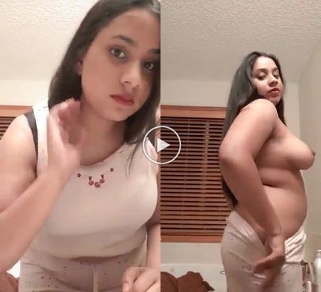 indian-pron-sait-hot-girl-shows-big-boobs-viral-mms.jpg