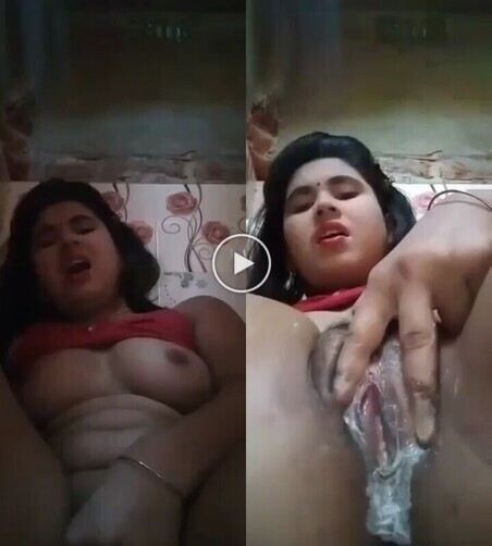 indian-instagram-nude-super-beautiful-horny-girl-fingering-moans.jpg
