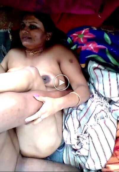 Desi-village-amateur-indian-aunty-hd-porn-videos-fuck-dewar-mms.jpg