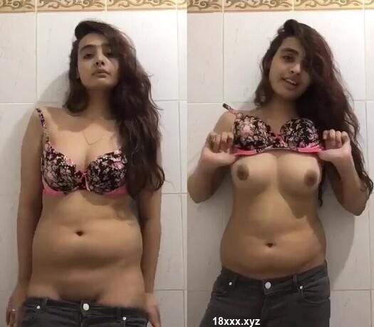 Beautiful-hottest-sexy-babe-indian-poran-video-nude-live.jpg
