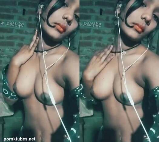 Desi-village-18-sexy-babe-desi-hd-porn-nude-live.jpg