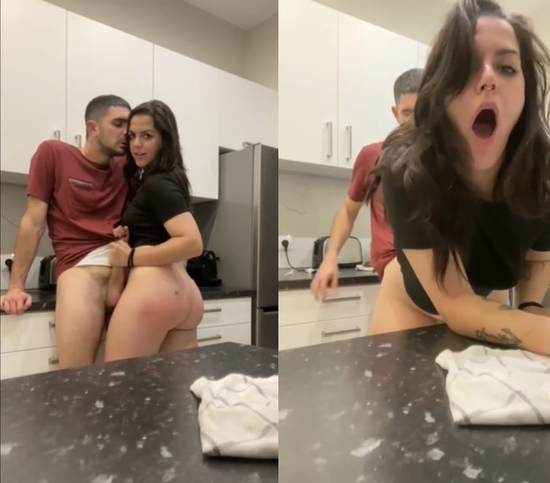 Horny-gorgeous-babe-xnxx-film-doggy-fuck-bf-in-kitchen.jpg