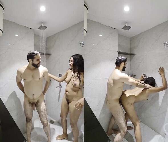 Pak-horny-couple-pak-local-sexy-hardcore-fucked-in-bathroom.jpg