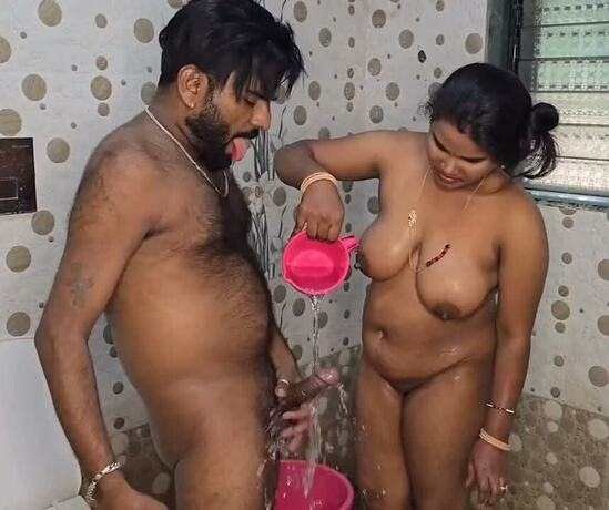 Beautiful-big-boobs-bbw-village-bhabisex-fucked-bf-in-bathroom-HD.jpg