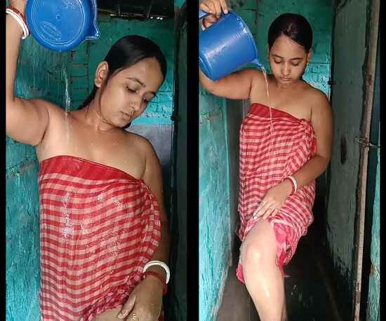 Indian-desixxxbhabi-Sex-In-A-Bathroom-with-Red-Tawal-HD.jpg