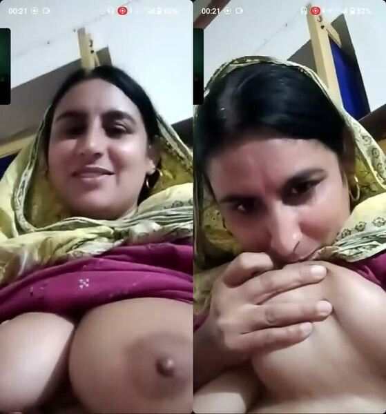 Pak sexy mature bbw bhabi pakistan sexy video suck own big tits