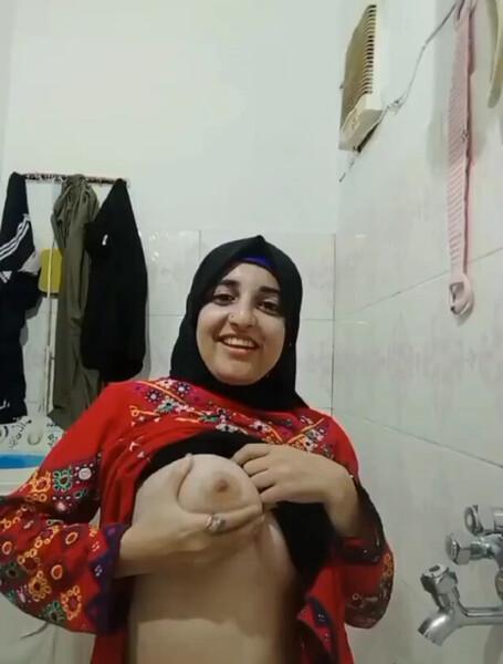 Super cute pak muslim hijabi babe pakistan ki sexy nice big boobs